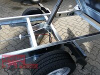 Eduard 1500 KG Rückwärtskipper - Gebremste Einzelachser - 2.6x1.5m - Ladehöhe:63 cm - 195/50R13 - Bordwände 30cm mit 60 cm Kastenaufsatz