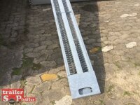 Eduard 3000 KG Multitransporter - Gebremste Doppelachser - 4.0x2.0m - Ladehöhe:63 cm - 195/50R13 - Auffahrschienen & Winde - Bordwände 30cm