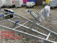 TPV ( Böckmann ) BA 2700-L Bootstrailer mit Auflagen 2700 kg für Boote bis ca. 7,5 m