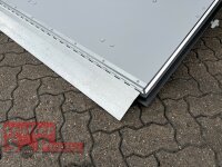 Böckmann KT 3015/20 M Kofferanhänger mit Plywoodwänden mit Heckrampe  Verkaufsklapppe und Frontspoiler