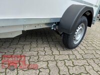 Aussteller / martz KARGO 300 C 1,3T Plywood Kofferanhänger  - gebremst mit Zurrleisten - Heckstützen - 100 KM/H