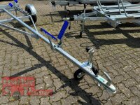 TPV BA 550-R - Bootstrailer für (Motor-)Boote bis 4,5 m - 500kg - ungebremst -100km/h - 13 pol. Stecker