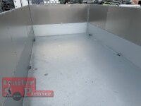 HUMBAUR HTK 3000.31 I 314 x 175 I 3000 KG I Dreiseitenkipper mit E-Pumpe - Rampenschacht  mit Stahl - Kastenaufsatz