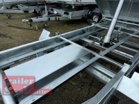 AKTION I HUMBAUR HTK 3500.31 I 314 x 175 I 3500 KG I Dreiseitenkipper mit E-Pumpe mit ALU Rampen und Stützen