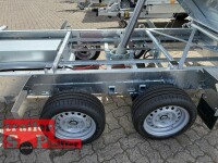 HUMBAUR HTK 3000.27 I 314 x 175 I 2700 KG I Dreiseitenkipper mit E-Pumpe - Rampenschacht