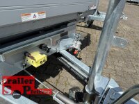 HUMBAUR HTK 3500.37 I 363 x 185 I 3500 KG I Dreiseitenkipper mit E-Pumpe - Rampenschacht mit SI-GI Laubgitter
