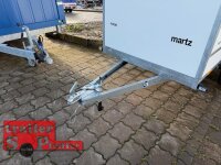 B-Ware / martz KARGO 300/2 - 750 KG Tandem Plywood Kofferanhänger  - ungebremst mit Zurrleisten - Heckstützen - 100 KM/H