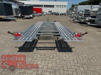 Aussteller /  Lorries PLI30-4521 - 3000 kg kippbarer leichter Autotransporter mit ALU Standschienen