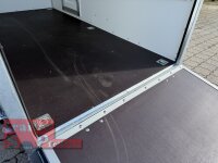 BLYSS Kofferanhänger Rampe - F1330HD/HK, AERO 305x150x180cm - Seitentür + Fenster - 100 KM/H - Zurrleisten - Heckstützen
