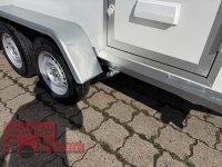 BLYSS Kofferanhänger mit Rampe F2030HTD/HK, AERO 305x150x180cm - Seitentür + Fenster - 100 KM/H - Zurrleisten - Heckstützen