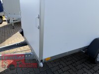 BLYSS Kofferanhänger F1330HD, 305x150x180cm - Seitentür + Fenster - 100 KM/H - Zurrleisten - Heckstützen