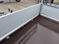 Aussteller / HUMBAUR Startrailer H 132513 ALU 1300 kg gebremst 251 x 131 mit Reling und H-Gestell